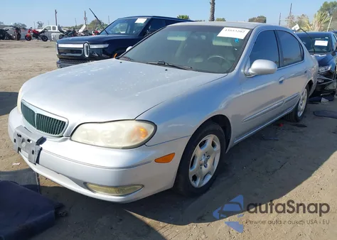 2001 Infiniti I30 Luxury z USA, uszkodzony, nr VIN JNKCA31AX1T021293